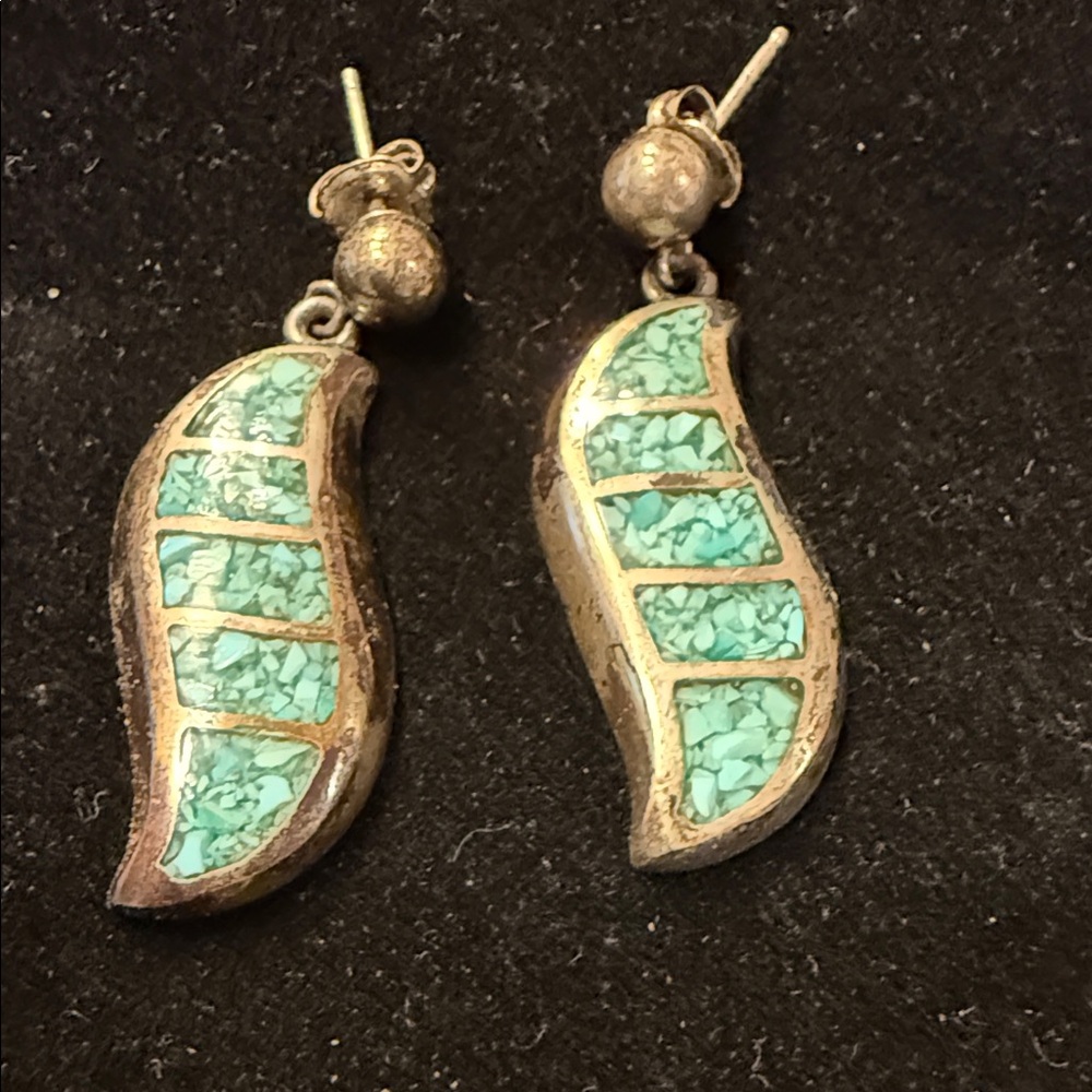 Elegant Turquoise Silver Earrings